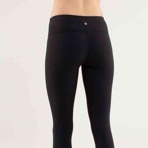 Black Lululemon wunder under leggings (long)!